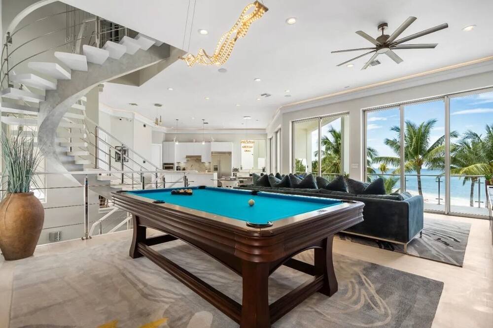 Photo of Bedroom in Nassau