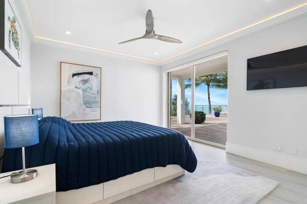 Photo of Bedroom in Nassau