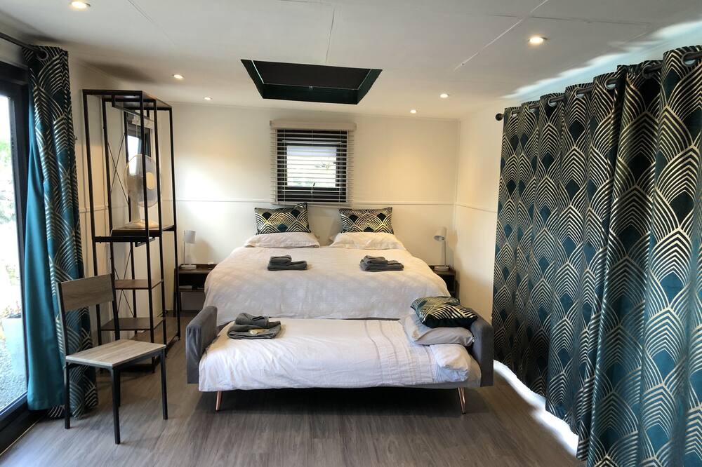 Photo of Bedroom in Chackmore