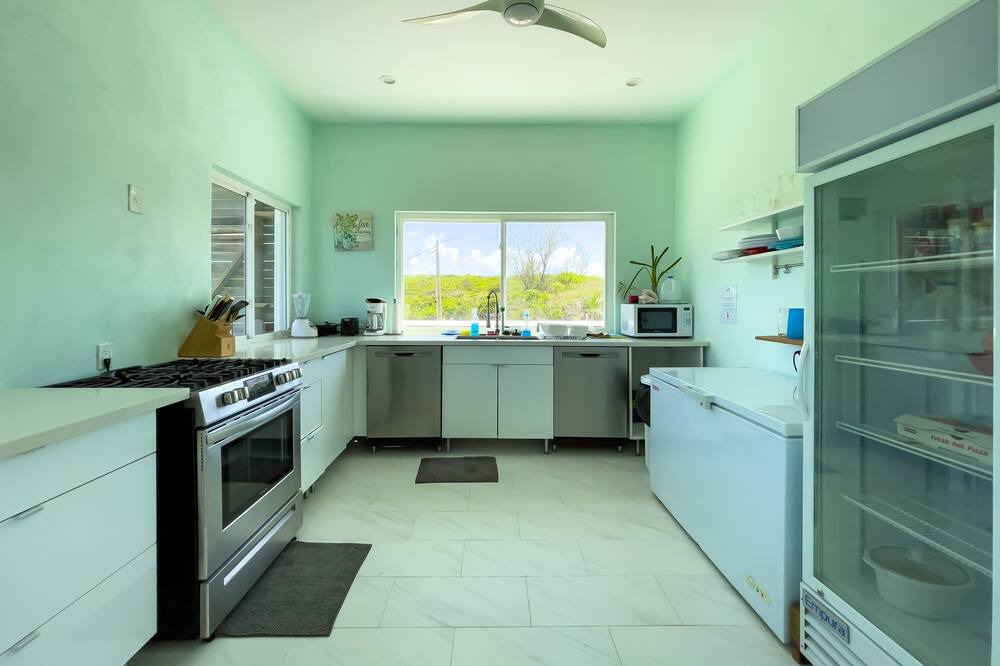 Photo of Kitchen in Governor's Harbour
