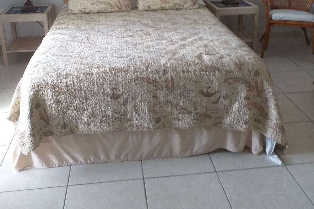Photo of Bedroom in Coral Harbour