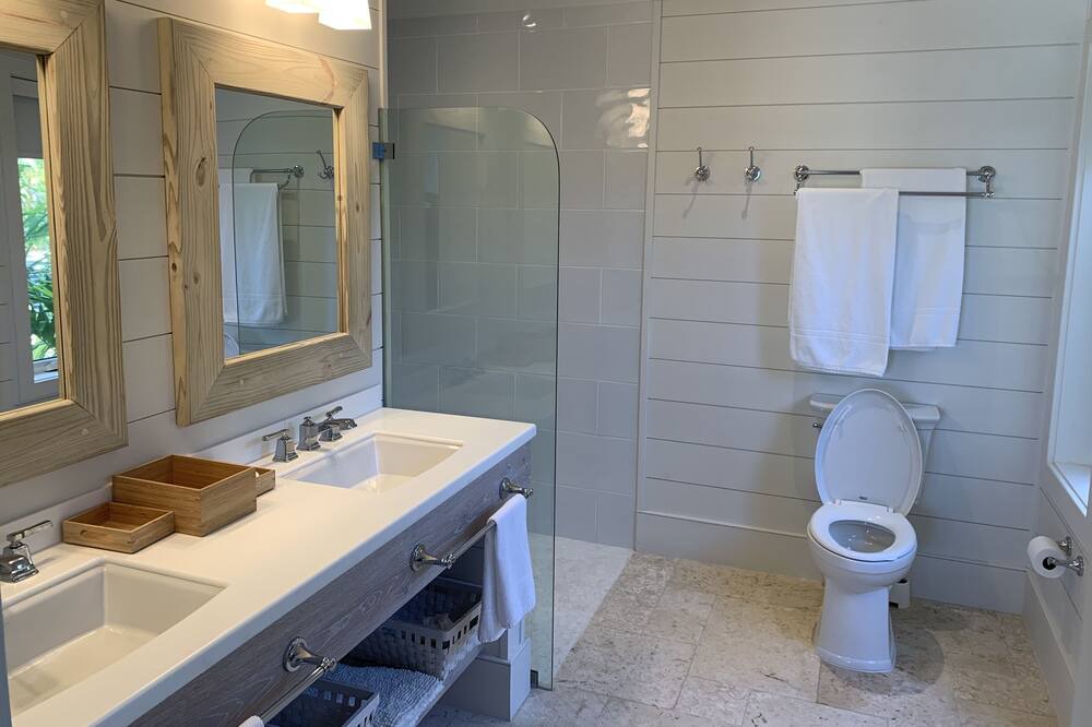 Photo of Bathroom in Hartswell