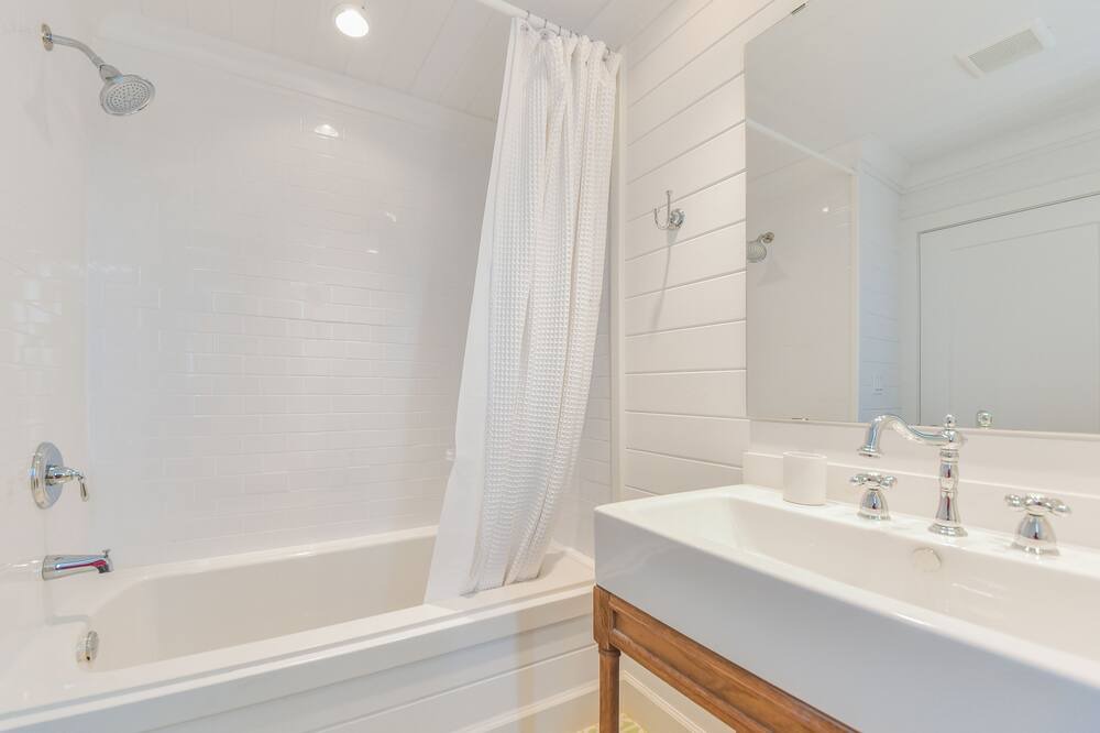 Photo of Bathroom in Hartswell