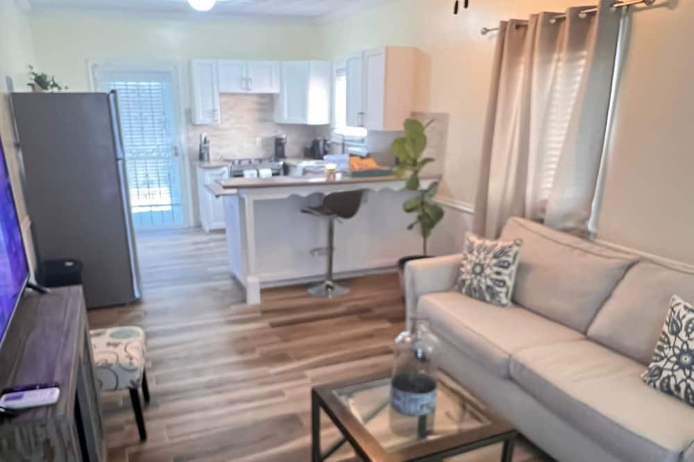 Photo of Livingroom in Nassau