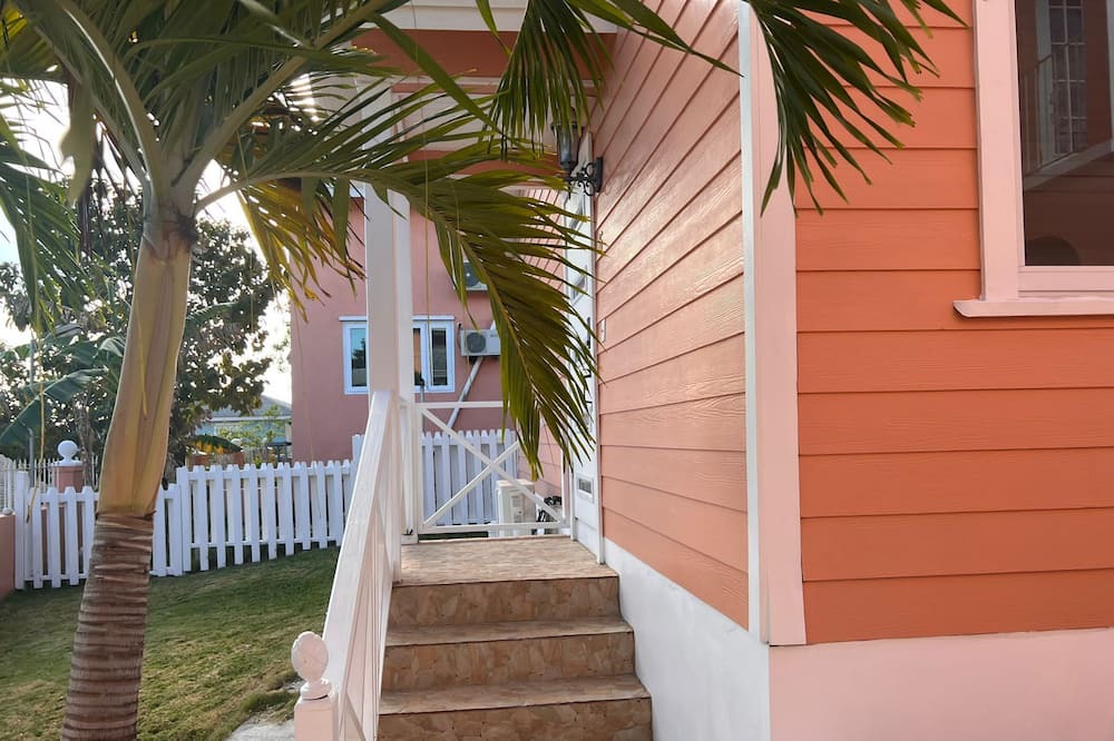 Photo of Outdoor in Nassau