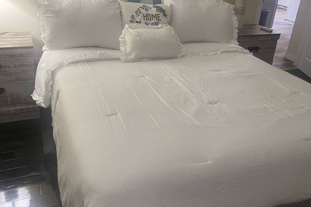 Photo of Bedroom in Nassau