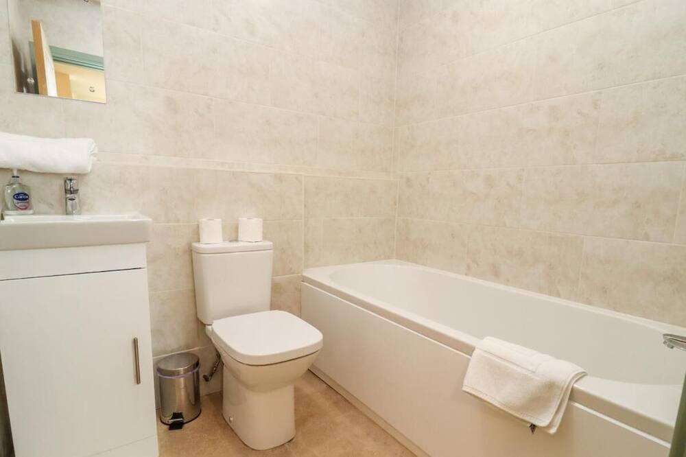 Photo of Bathroom in Little Rissington