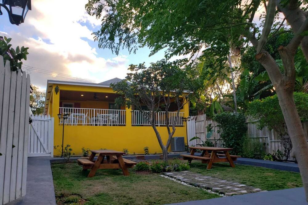 Photo of Outdoor in Nassau