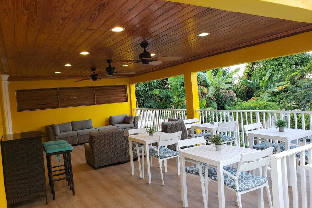 Photo of Outdoor in Nassau