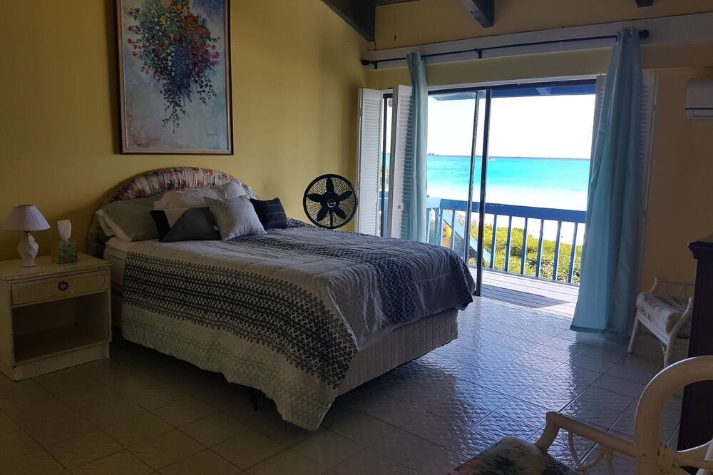 Photo of Bedroom in Great Harbour Cay