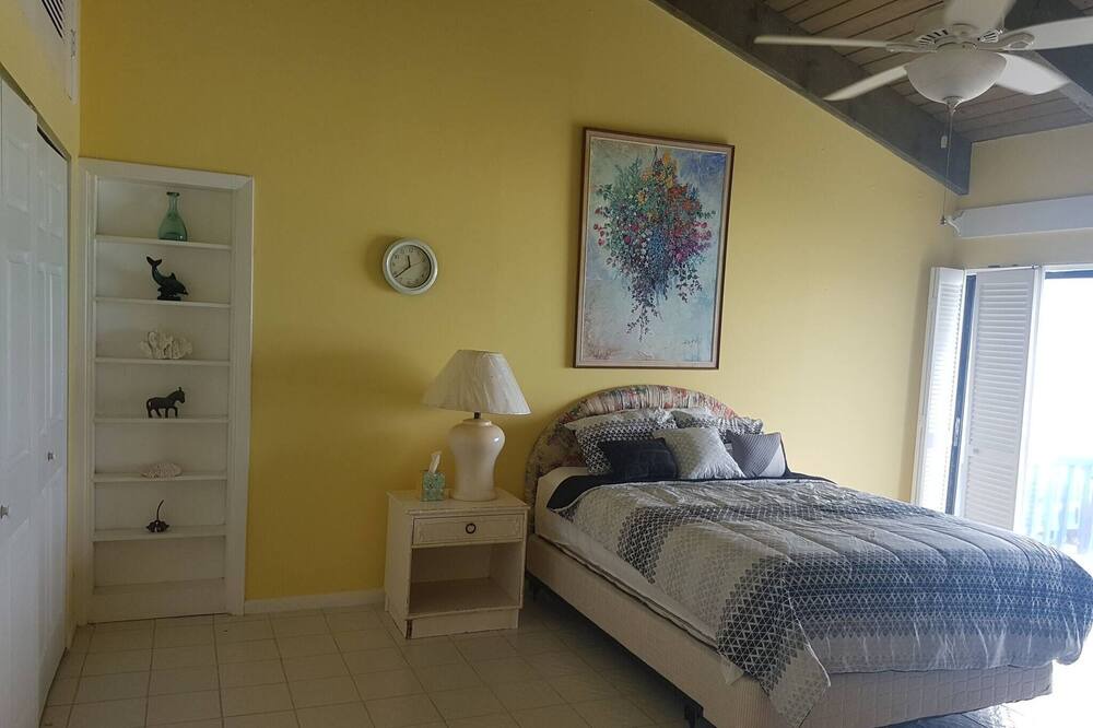 Photo of Bedroom in Great Harbour Cay
