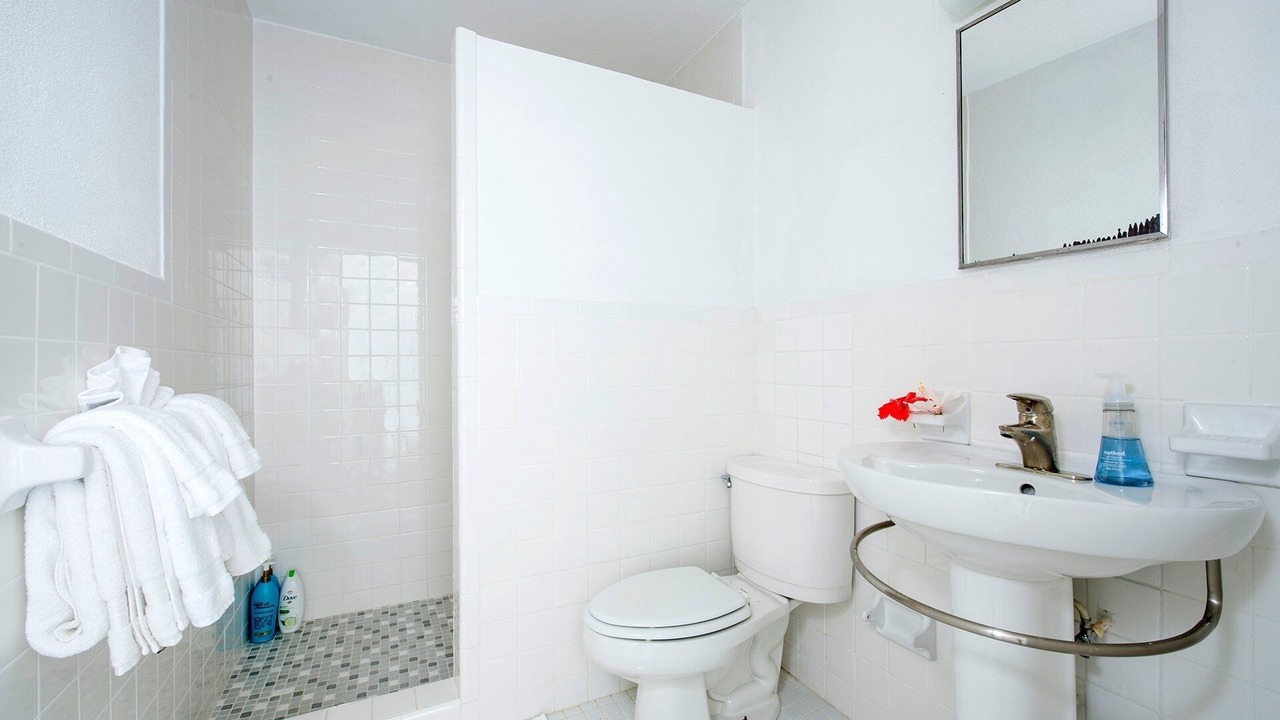 Photo of Bathroom in Savannah Sound