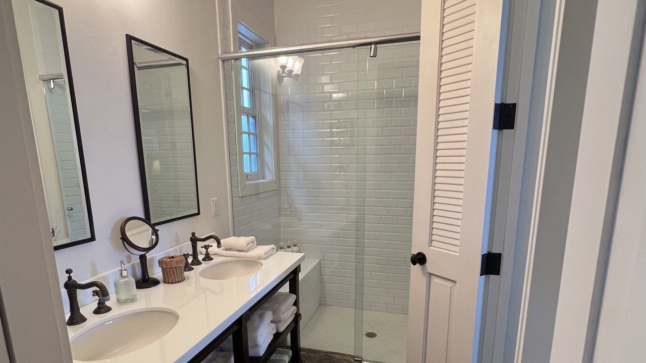 Photo of Bathroom in Governor's Harbour