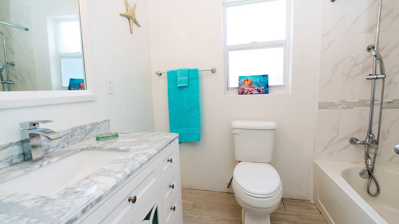 Photo of Bathroom in Spanish Wells