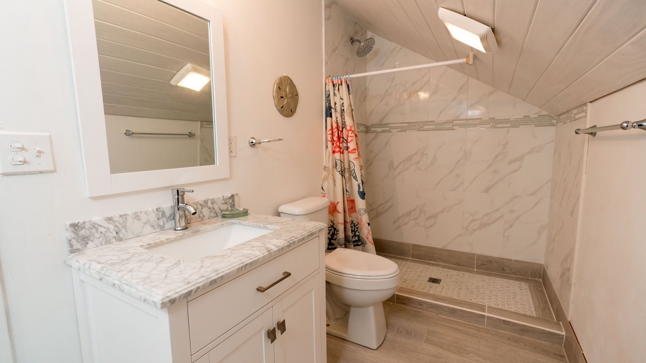 Photo of Bathroom in Spanish Wells