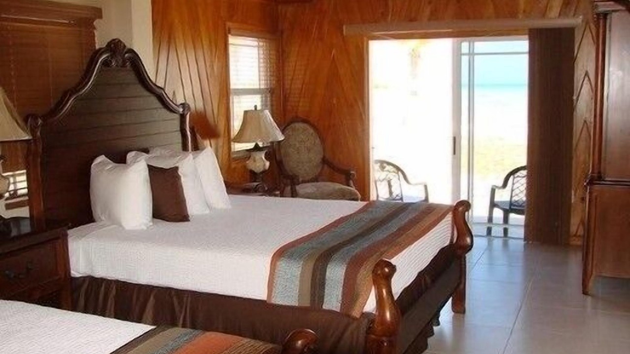 Photo of Bedroom in Mangrove Cay