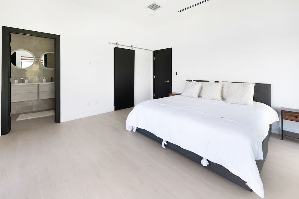 Photo of Bedroom in Gambier