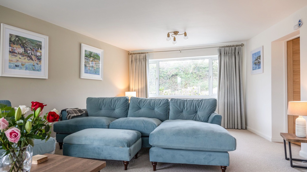 Photo of Livingroom in Burgh Island