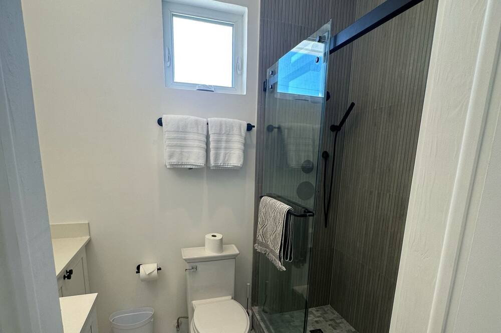 Photo of Bathroom in Farmer's Hill