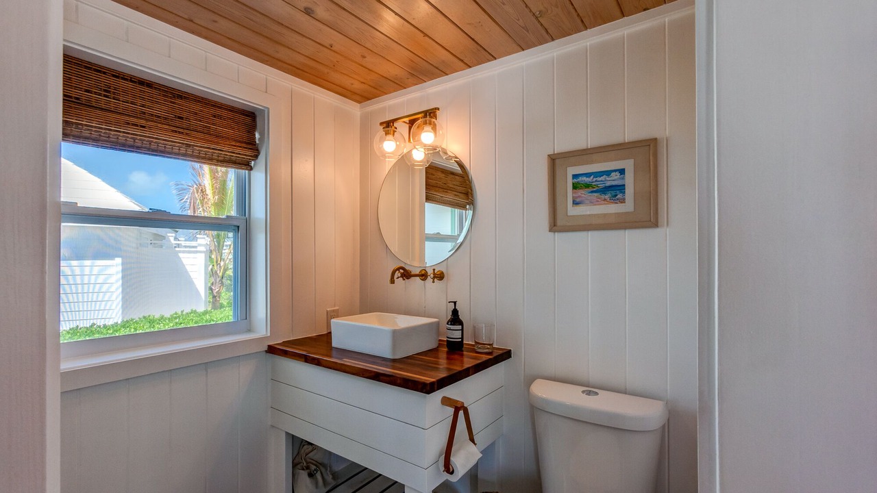 Photo of Bathroom in Hope Town