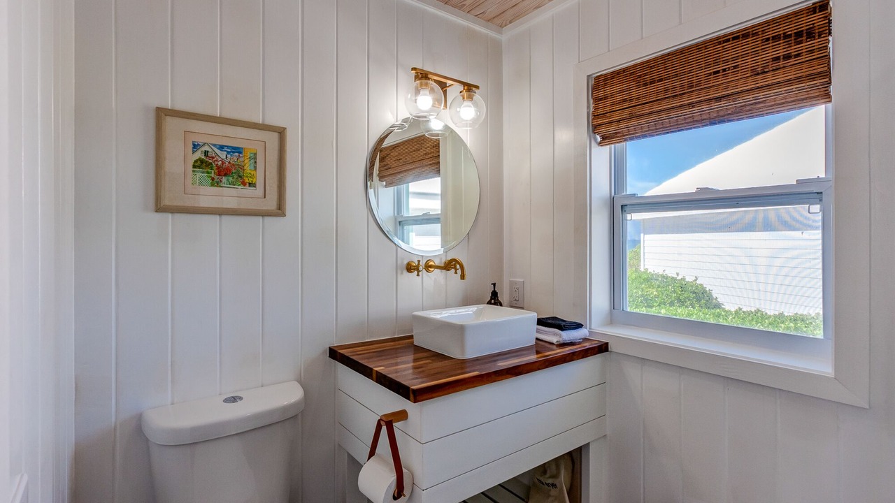 Photo of Bathroom in Hope Town