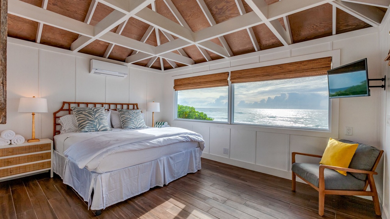 Photo of Bedroom in Hope Town