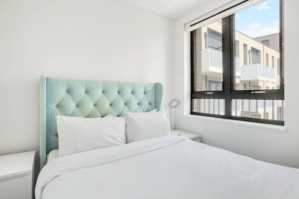 Photo of Bedroom in Park Royal