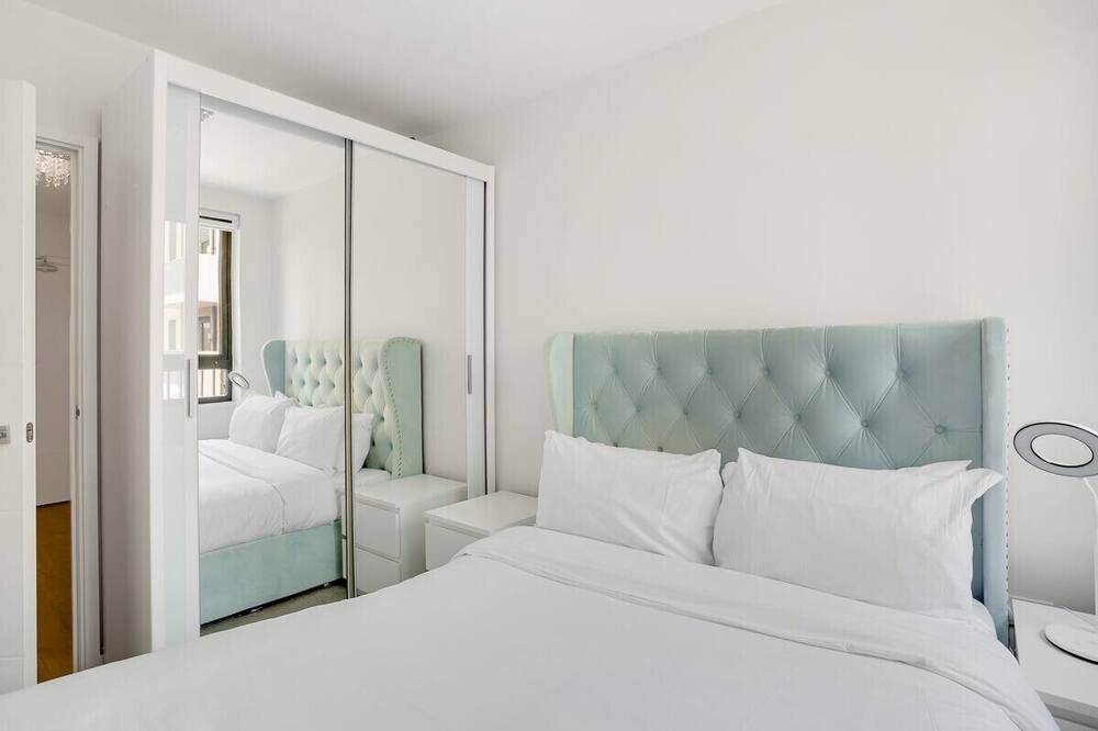 Photo of Bedroom in Park Royal