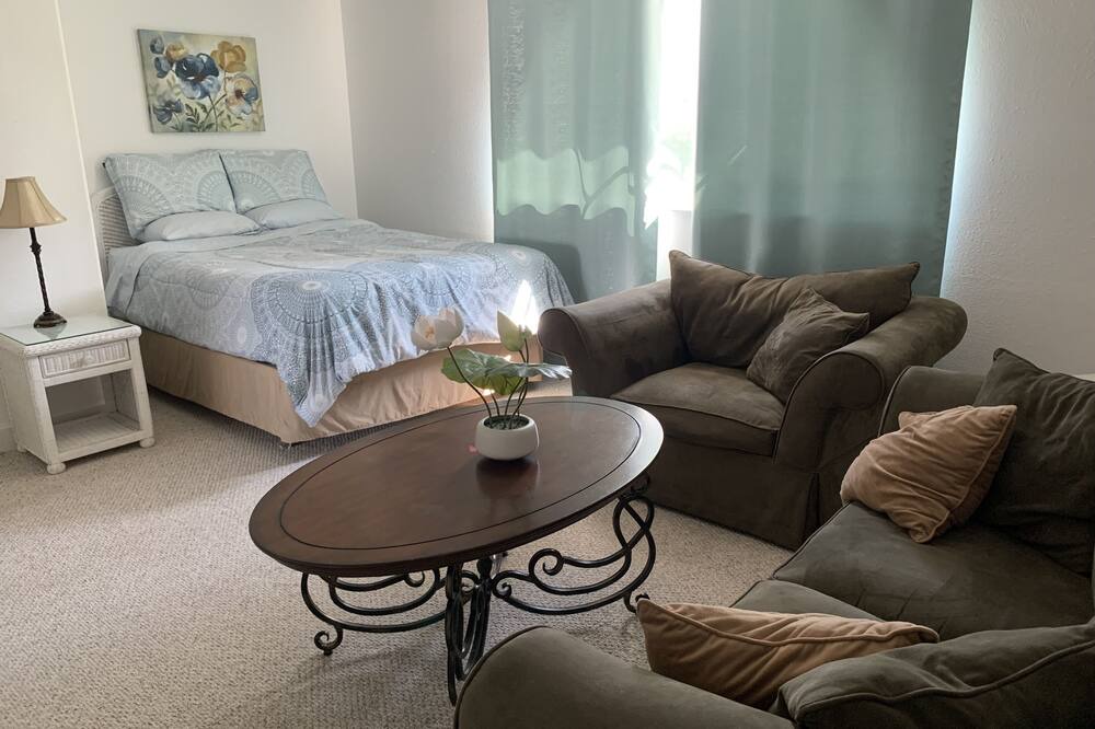 Photo of Bedroom in Bell Channel Bay