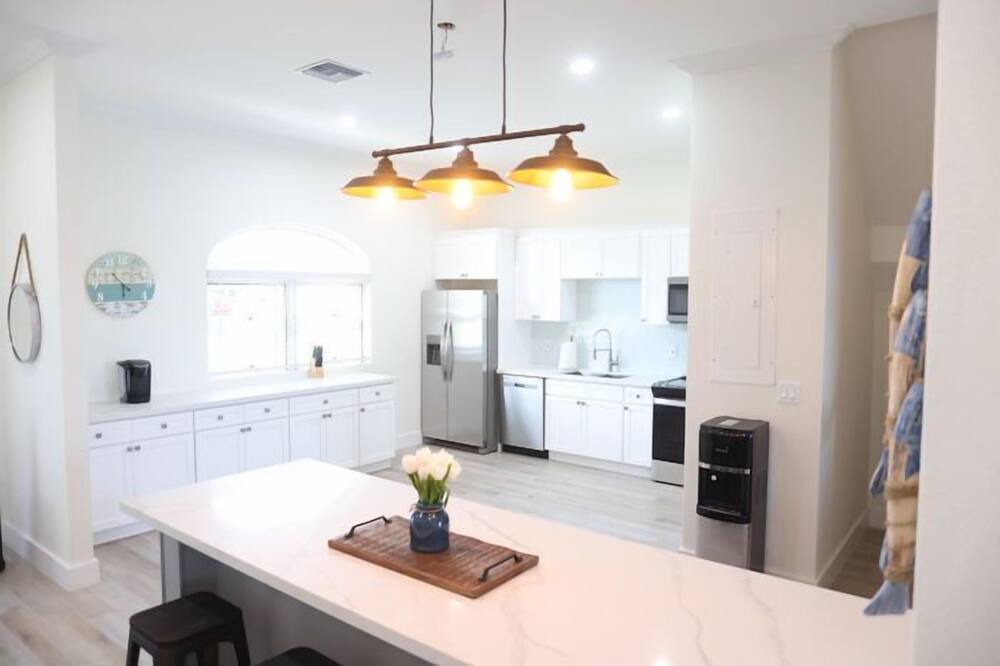 Photo of Kitchen in Lucaya