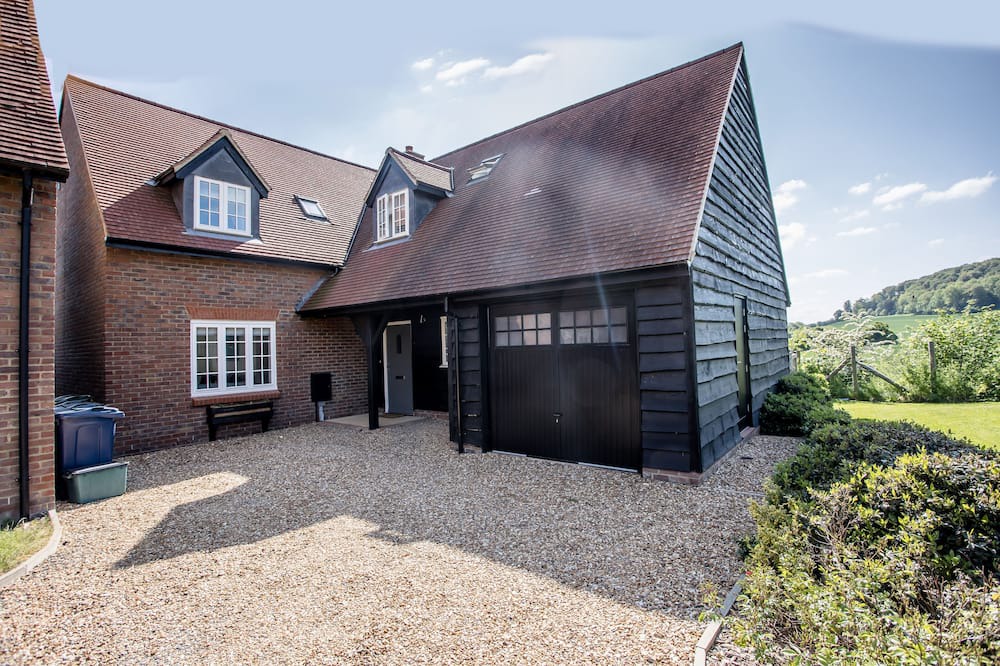 Photo of Outdoor in Saunderton