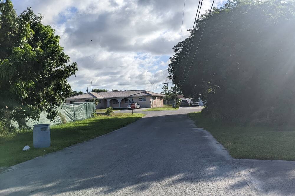 Photo of Outdoor in Bahamia West