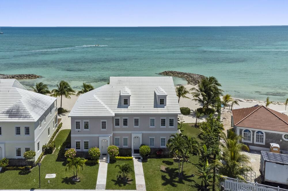 Photo of Outdoor in Palm Cay