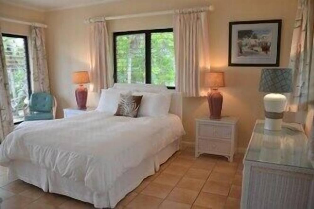 Photo of Bathroom in Winding Bay