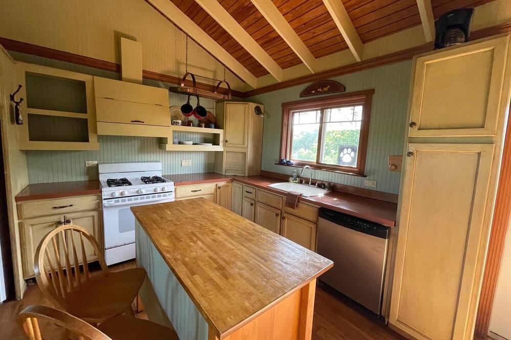 Photo of Kitchen in Great Guana Cay