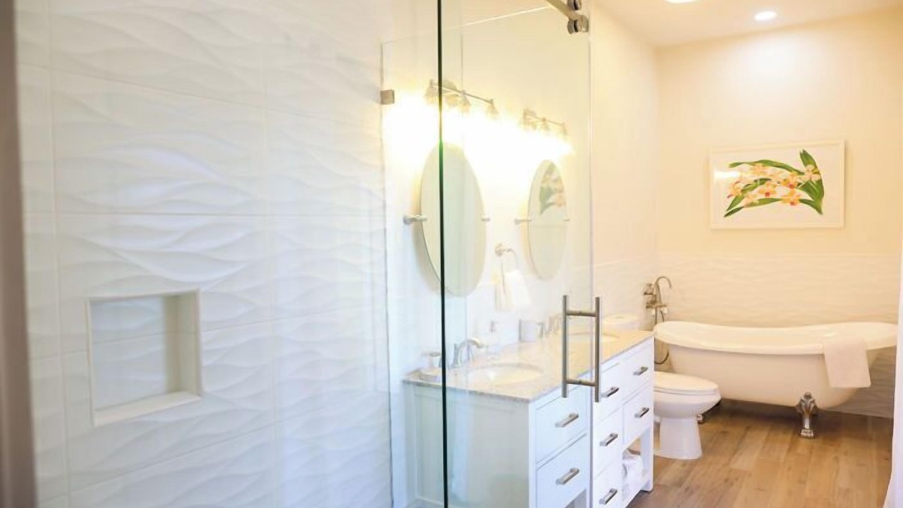 Photo of Bathroom in Bell Channel Bay
