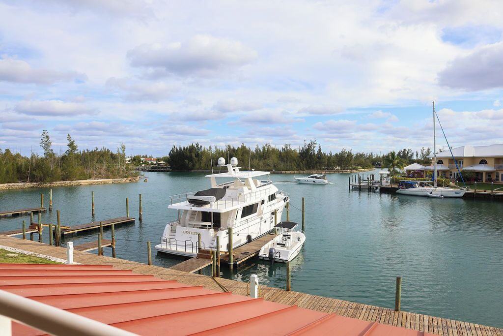 Photo of Others in Bell Channel Bay