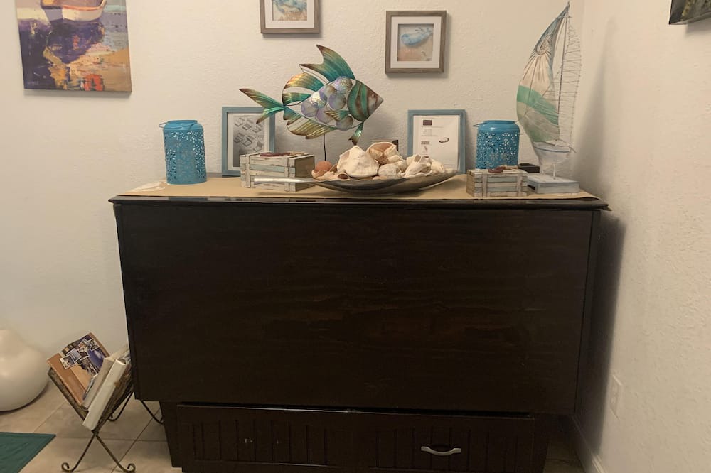 Photo of Bedroom in Alice Town