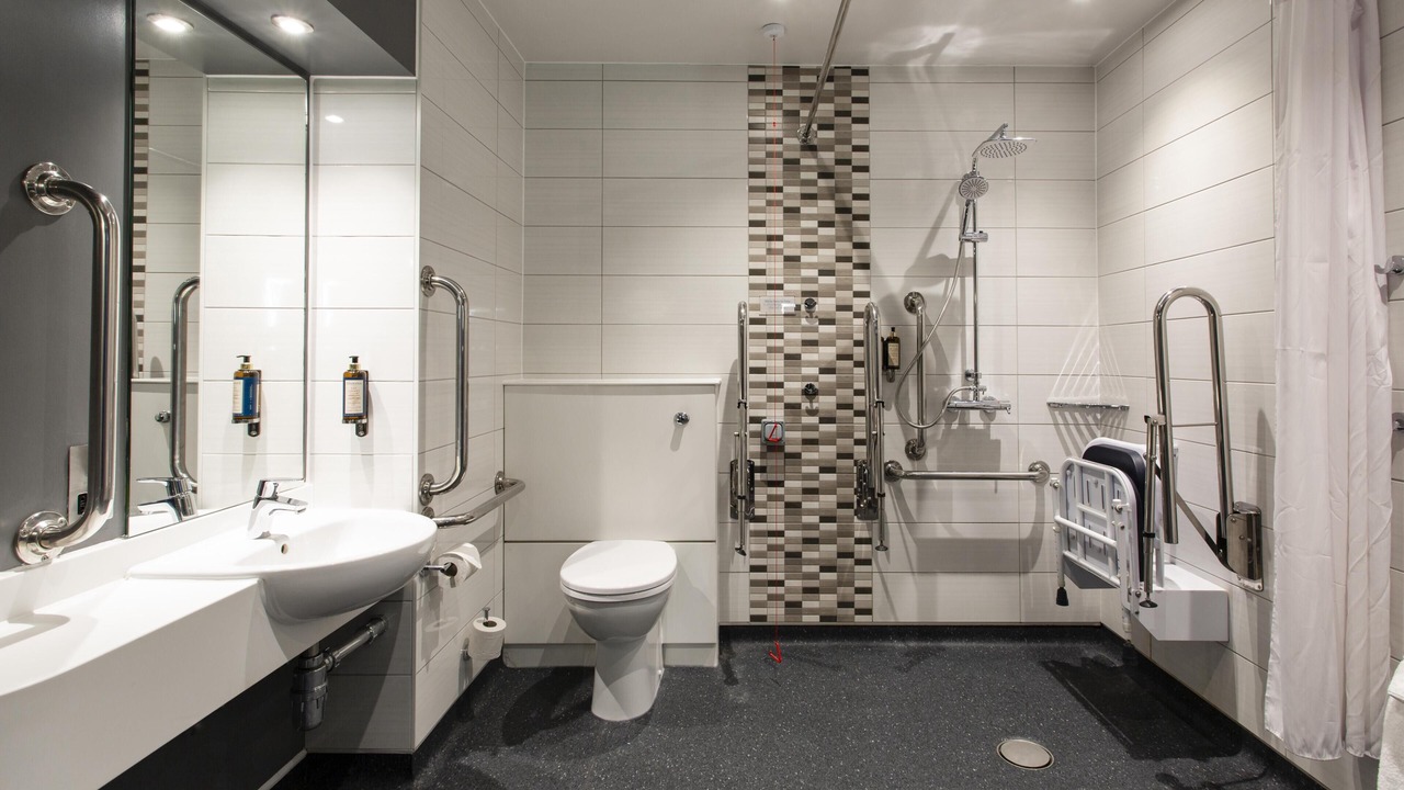 Photo of Bathroom in Saffron Walden