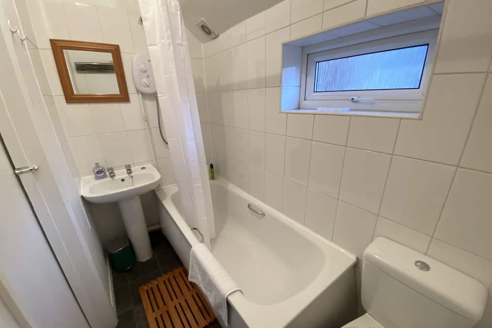 Photo of Bathroom in Wellingborough