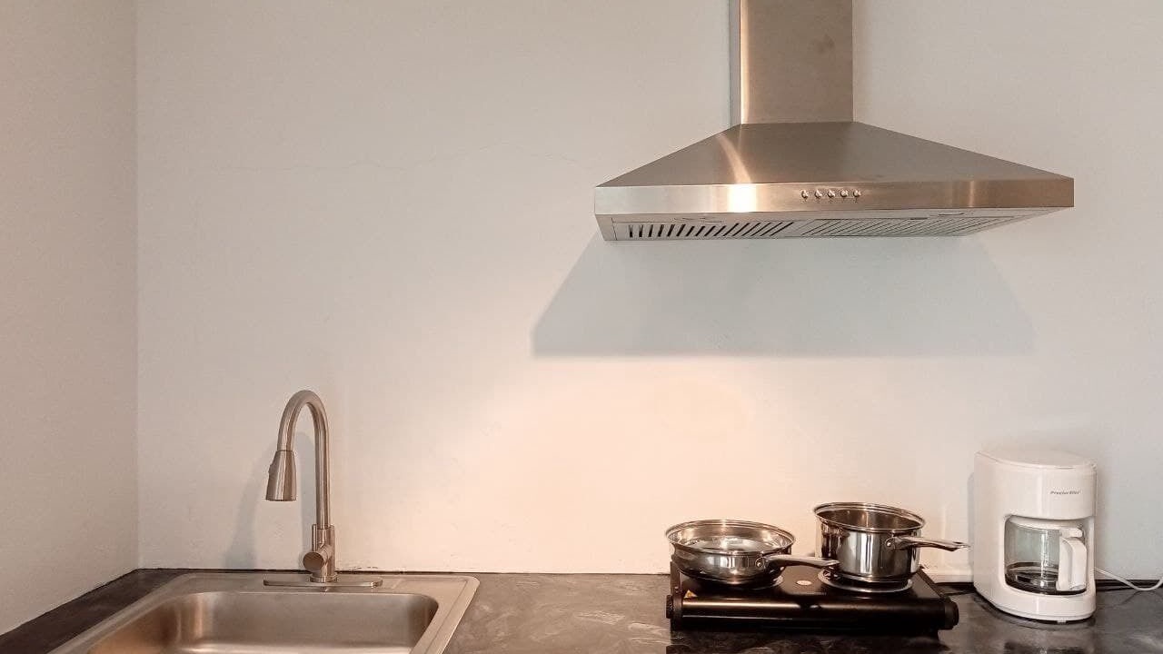 Photo of Kitchen in Coral Harbour