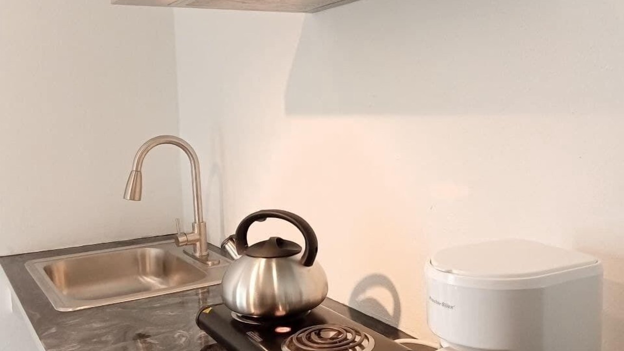 Photo of Kitchen in Coral Harbour