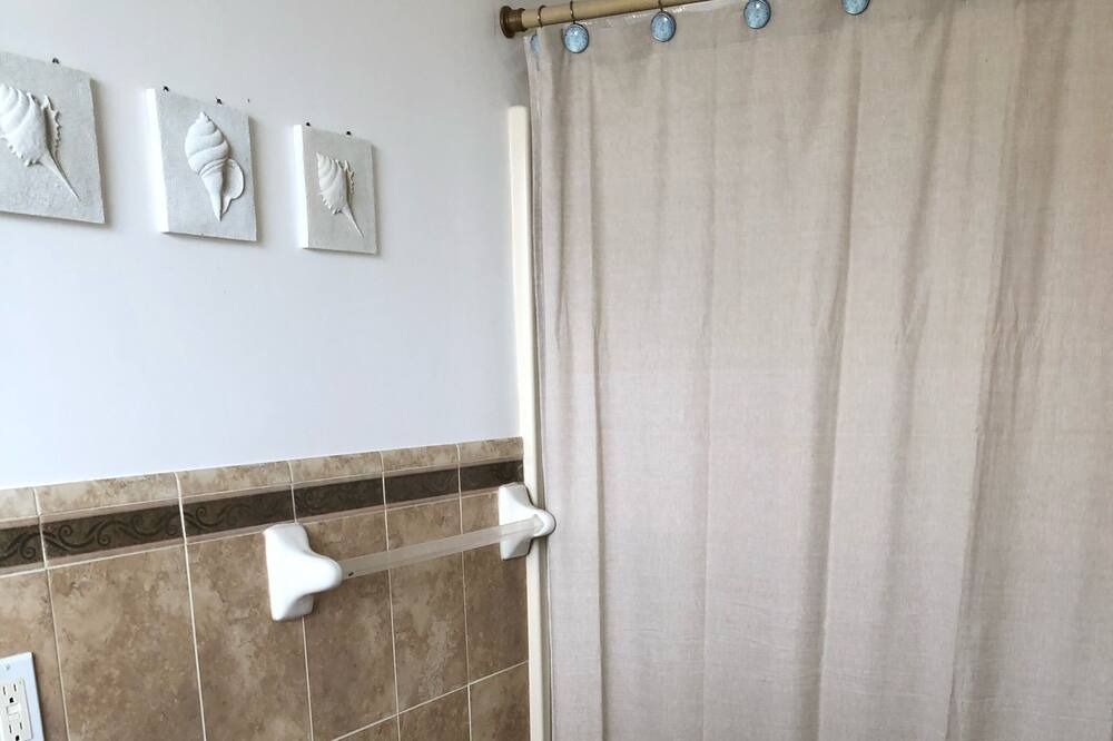 Photo of Bathroom in South Bimini