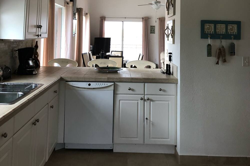 Photo of Kitchen in South Bimini