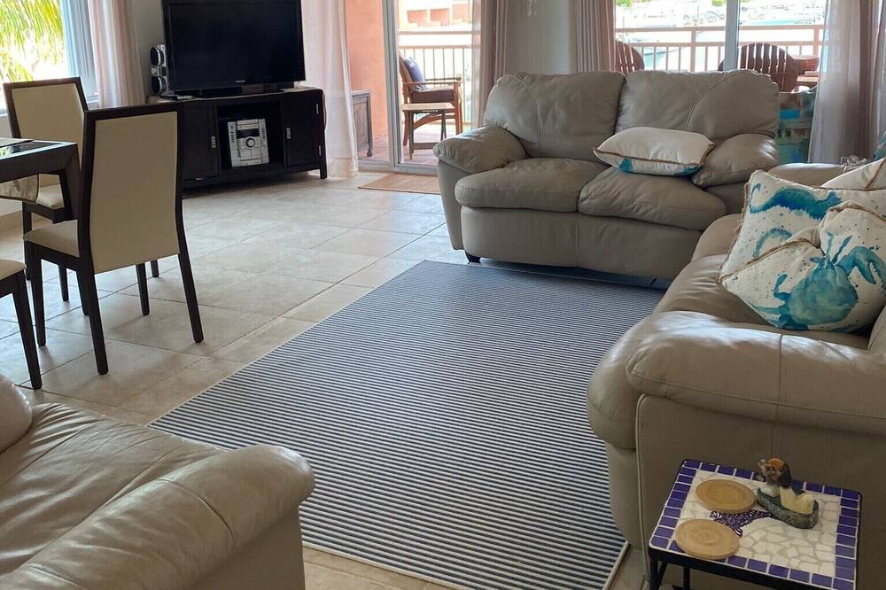 Photo of Livingroom in South Bimini