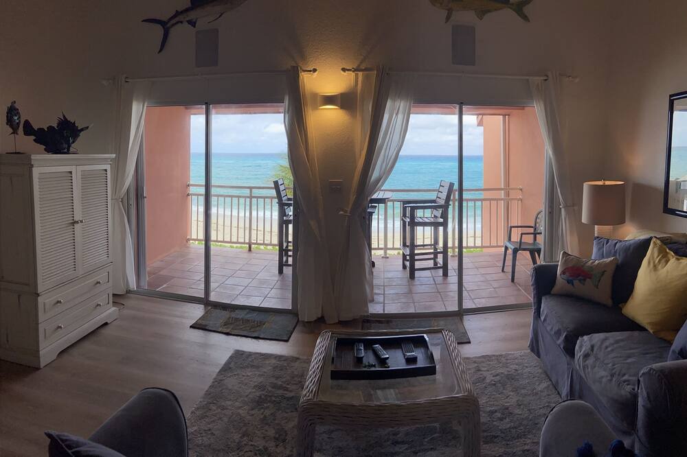 Photo of Livingroom in South Bimini
