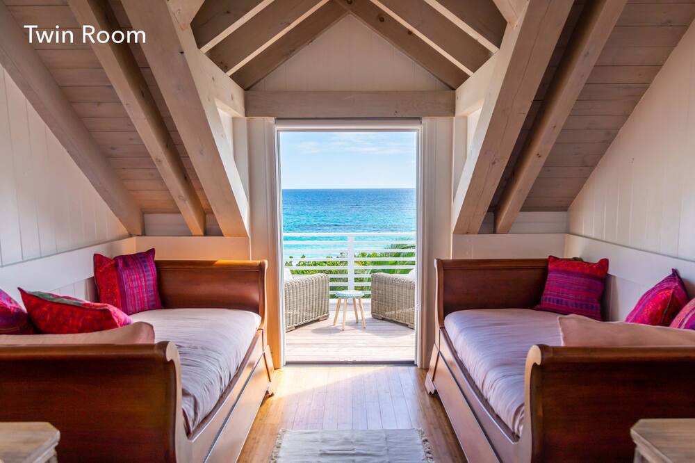 Photo of Livingroom in Dunmore Town