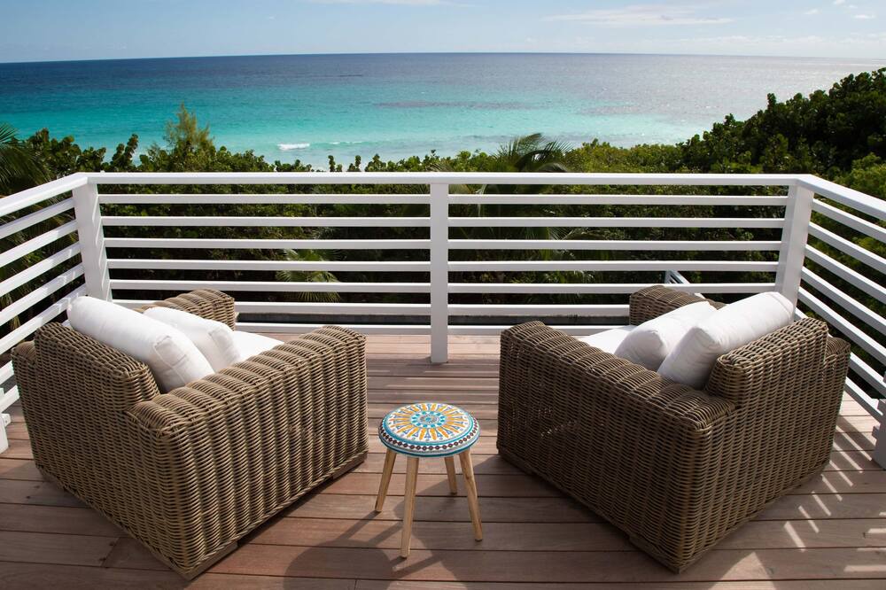 Photo of Patio Balcony in Dunmore Town