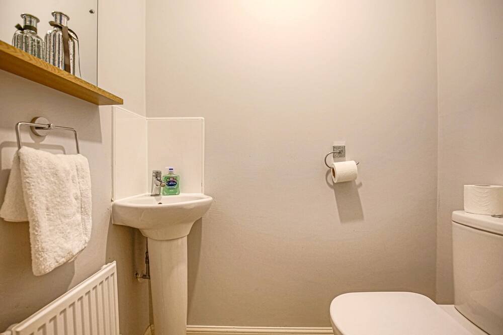 Photo of Bathroom in Newport Pagnell