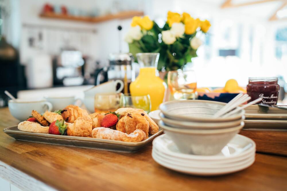 Photo of Others in Burley